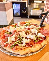 Savor the Best of Feast Pizza in 2025